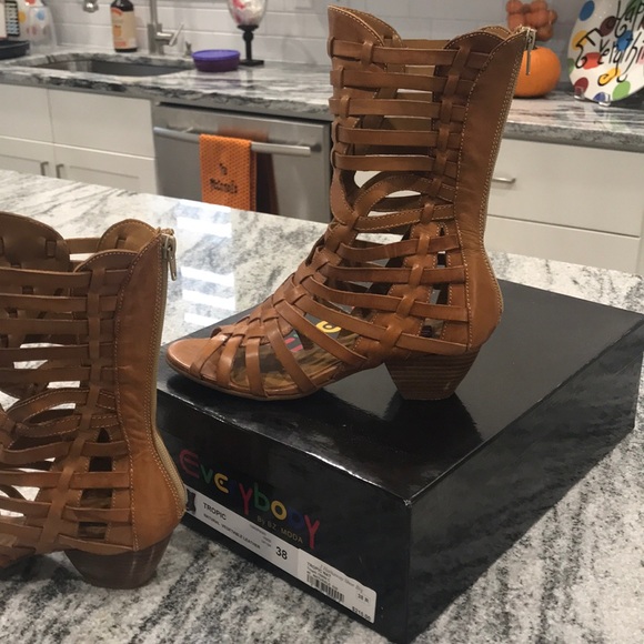 Everybody by BZ. MODA Shoes - Everybody by BZ. MODA